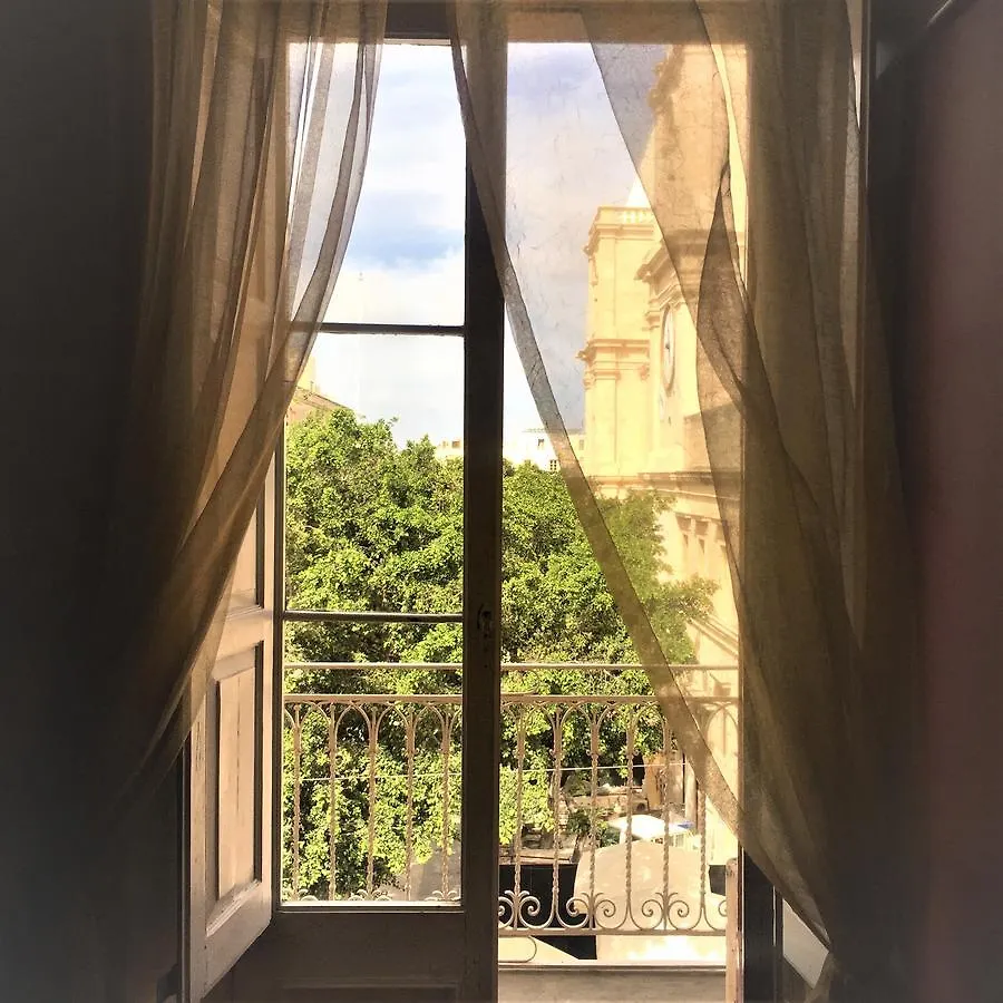 ** Pensión Luciano Valletta Boutique Malta