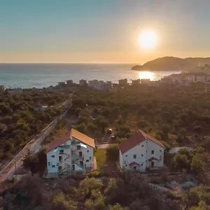 Aria Guest house Himare