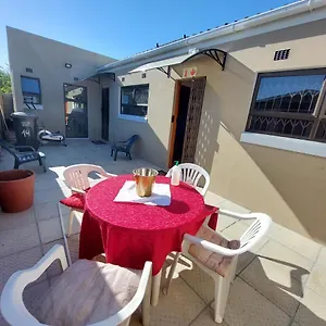 Finca Guest House Guest house Cape Town