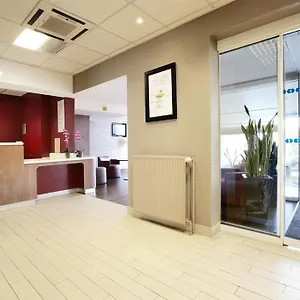 *** Hotel Campanile Centre Francia